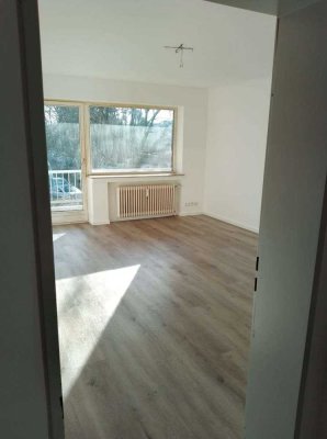 Top renovierte und möblierte Wohnung! Gerne auch als möblierte WG!