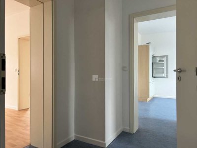Zentral und Praktisch: 2 Zimmer in der Nähe des Hauptbahnhofs mit Geräumiger Wohnküche