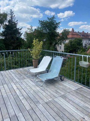 Zentrale 3-Zimmer-Wohnung mit großer Dachterrasse und Blick über Freising (WG-geeignet)