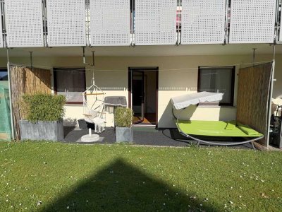 1,5-Zimmer-EG-Wohnung, Terrasse, EBK, Stellplatz in Obertraubling Zentrum