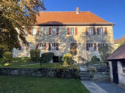 Denkmalgeschütztes ehemaliges Pfarrhaus - Einzigartiger Wohntraum mit Charme