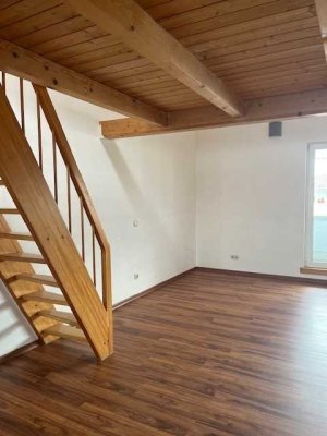 großzügige 1-Zimmerwohnung mit Galerie I Terrasse | Wannenbad