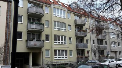 Schöne, große und helle Wohnung in Potsdam-Babelsberg im Speckgürtel von Berlin!