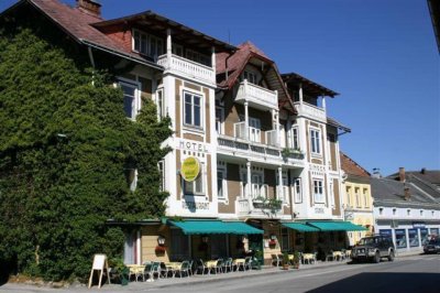 Pernitz - Wohnen im Zentrum... geräumige, sonnige Altbau-Mietwohnung