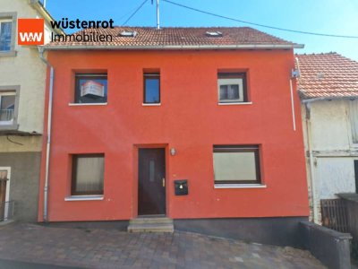 Reihenmittelhaus in zentraler Lage
--- energetisch bereits teilsaniert ---