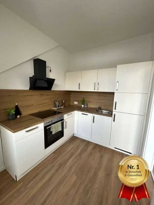 Zentrales Wohnen - Sonniger Balkon I moderne Einbauküche I Bad mit Wanne