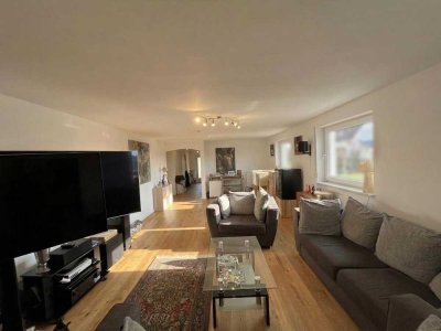 Großzügige 5 Zimmer Wohnung mit Garten in Hamburg Marienthal
