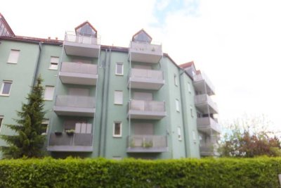 super schnuckliges Nest, neue EBK, Balkon zum Wohlfühlen