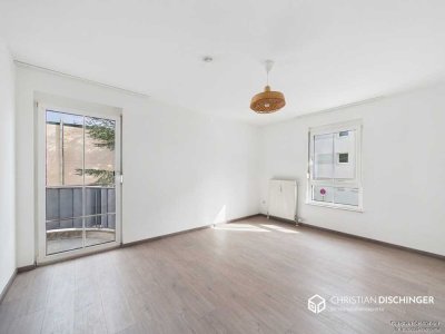 Charmante 2-Zimmer-Wohnung mit Balkon & TG-Stellplatz im inneren Osten