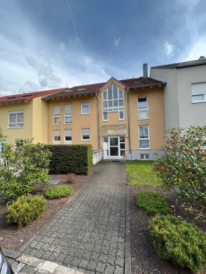 Gepflegte 2. Zi. Wohnung mit Balkon