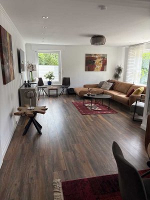 Preiswertes, großes und vollständig renoviertes Haus mit fünf Zimmern und EBK in Vechta