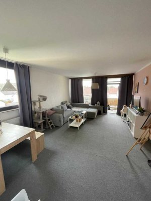 Helle, geräumige 2-Zimmer-Wohnung mit Balkon und Einbauküche in Mössingen