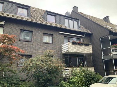 Schöne helle sanierte 68 Quadratmeterwohnung in Mittelmeiderich Nähe Stadtpark.