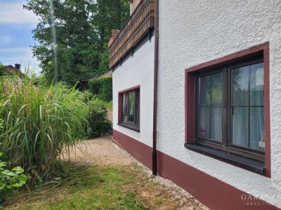 Schöne und helle Erdgeschosswohnung mit eigenem Garten
