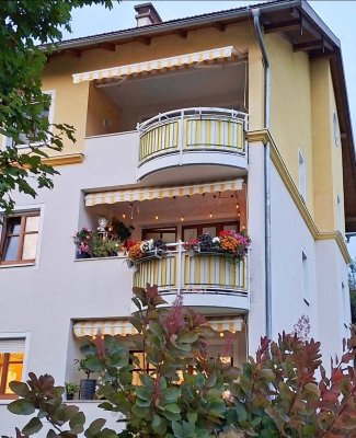 4-Zimmer Wohnung mit Balkon incl. Sonnenuntergang.