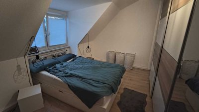 2-Zimmer-Wohnung mit Einbauküche und Wanne!