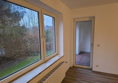 Helle, frisch renovierte 2-Zimmer-Wohnung mit Balkon in Boostedt