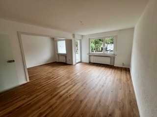 Helle 2,5-Zimmer Wohnung mit Balkon in Mülheim Speldorf