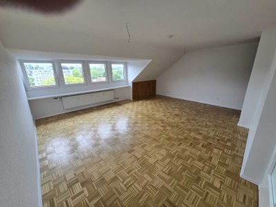 Frisch renovierte 2-Zimmer-Wohnung mit Dachterrasse in Wülfraths Fußgängerzone