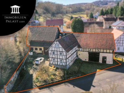 +++ Ländliches Juwel: Wohnhaus mit zwei Scheunen & Werkstatt – Platz für Ihre Ideen! +++