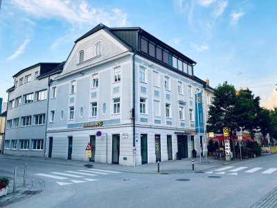 Exklusive 3-Zimmer-Wohnung am pulsierenden Hauptplatz von Bad Hall – Stil, Komfort &amp; Bestlage