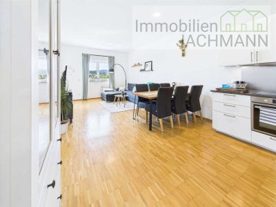 Wohnen im Herzen des Miteinanders:Barrierefreie 3-Zimmer-Erdgeschosswohnung mit herrlicher Fernsicht