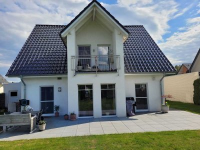 Freistehendes Einfamilienhaus (Erdwärme und Energieklasse "A")