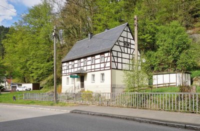 Wo die Elbe flüstert und die Felsen lächeln!