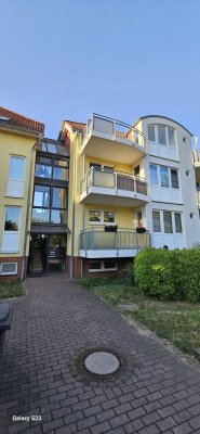Dachgeschosswohnung - frisch renoviert, 1 Zimmer, vermietet