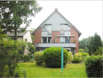 Geräumige 3-Zimmer-Maisonette-Wohnung in einem kleinen Mehrfamilienhaus in Billstedt, Hamburg