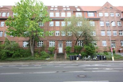 Geräumige 3 Zimmer-Wohnung mit Balkon in der Paulsstadt zu mieten!