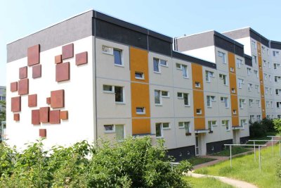 Klein, aber fein! Schick sanierte 2-Raum-Wohnung mit Südbalkon für Kurzentschlossene zum Sofortbezug