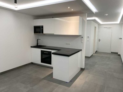 Traumhafte 1,5-Zimmerwohnung mit exkl. Einbauküche und Terrasse !
