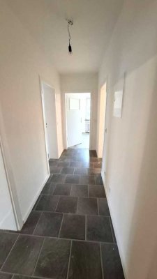 Sehr schöne renovierte 3 Zimmer Wohnung in Duisburg zu vermieten