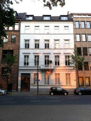 Altbau in Toplage - luxuriös ausgestattet, komplett  möbliert, Terrasse & Stellplatz