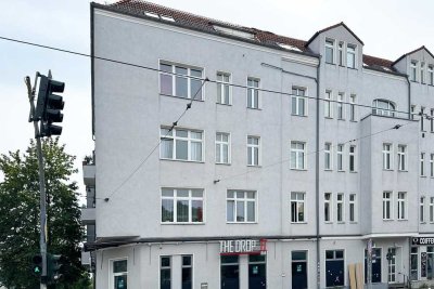 Zum Einzug bereit: sanierte 3 Zimmer mit Loggia
