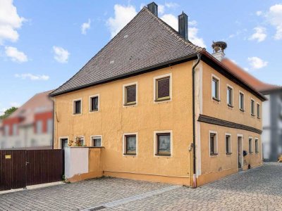 Unter Denkmalschutz: Gepflegtes Einfamilienhaus in der Altstadt von Ornbau