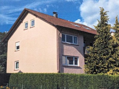 Helle 4-Zimmer Wohnung mit Balkon in Gemmingen
