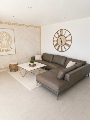 Moderne Designerwohnung mit Balkon und hochwertiger Ausstattung vollmöbliert