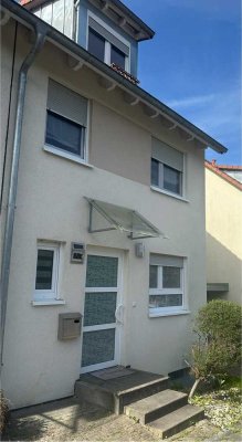 DHH, 5 Zimmer, Zentrumsnah und doch im Grünen