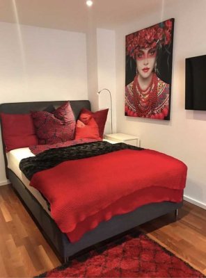 *Top Lage Schwabing* Möbliertes Zimmer in 4-Zimmer-WG mit offener Wohnküche