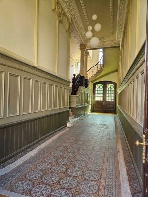 wunderschöne, großzügige 4-Zi-Wohnung mit Südbalkon, Sanierung 2023