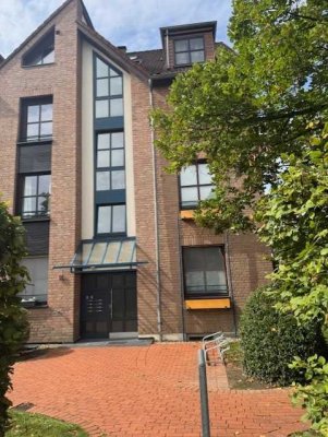 Sonnige 3-Zimmer-EG-Wohnung mit kleiner Terrasse im Hildener Süden