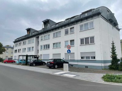 Nachmieter/in gesucht: 1-Zimmer Wohnung inkl. EBK und Stellplatz in Hattersheim zu vermieten