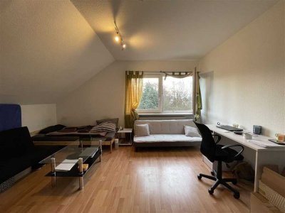 Nähe Norf BF! Gemütliches Apartment mit EBK in 3-Parteienhaus