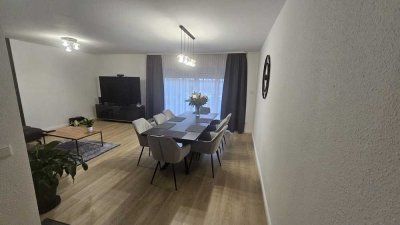 Wohn(T)raum in MG-Venn + Balkon mit Blick ins Grüne