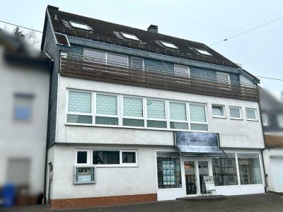 Mehrparteien- und Geschäftshaus in zentraler Lage von Burbach