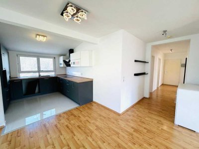 Schöne 4-Zimmer-Wohnung mit Balkon und eigener Garage in Wernau
