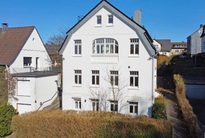 Exklusives Juwel: Modernisiertes Herrenhaus mit Garten und Charme in Wermelskirchen – Luxus triff...