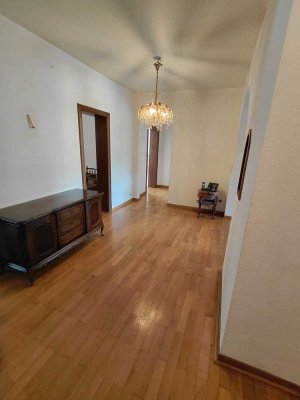 3-Zimmerwohnung mit Stellplatz!
